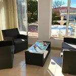 Philip Piscina Privada