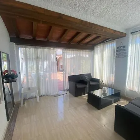 Vakantiehuis Philip Piscina Privada Miami Playa