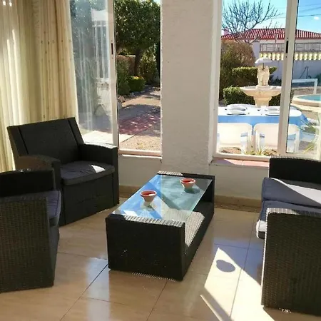 Philip Piscina Privada